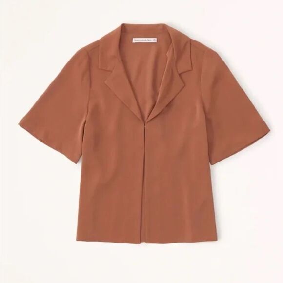 Abercrombie & Fitch‎ Satin Hook Eye Shirt in Brown - Picture 1 of 6